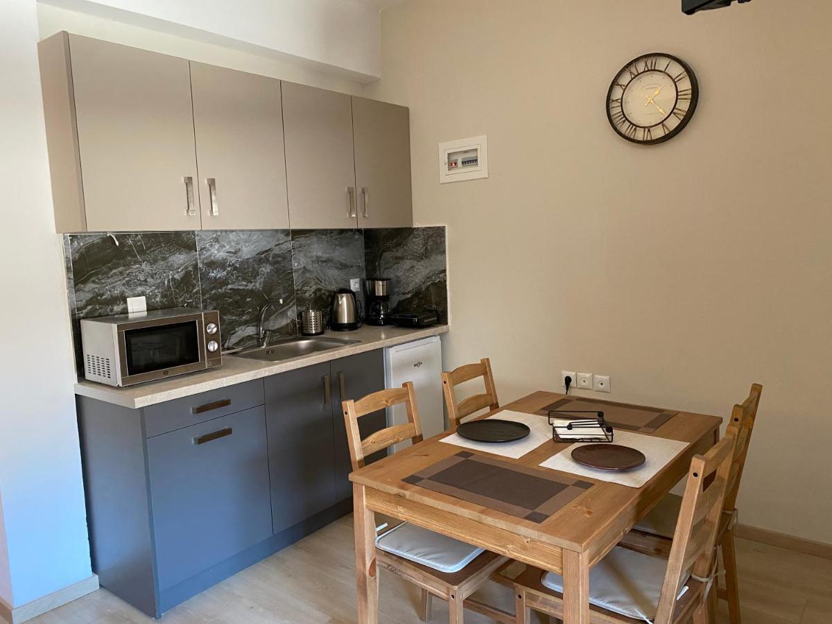 Lmj Apartments 阿特米达 外观 照片