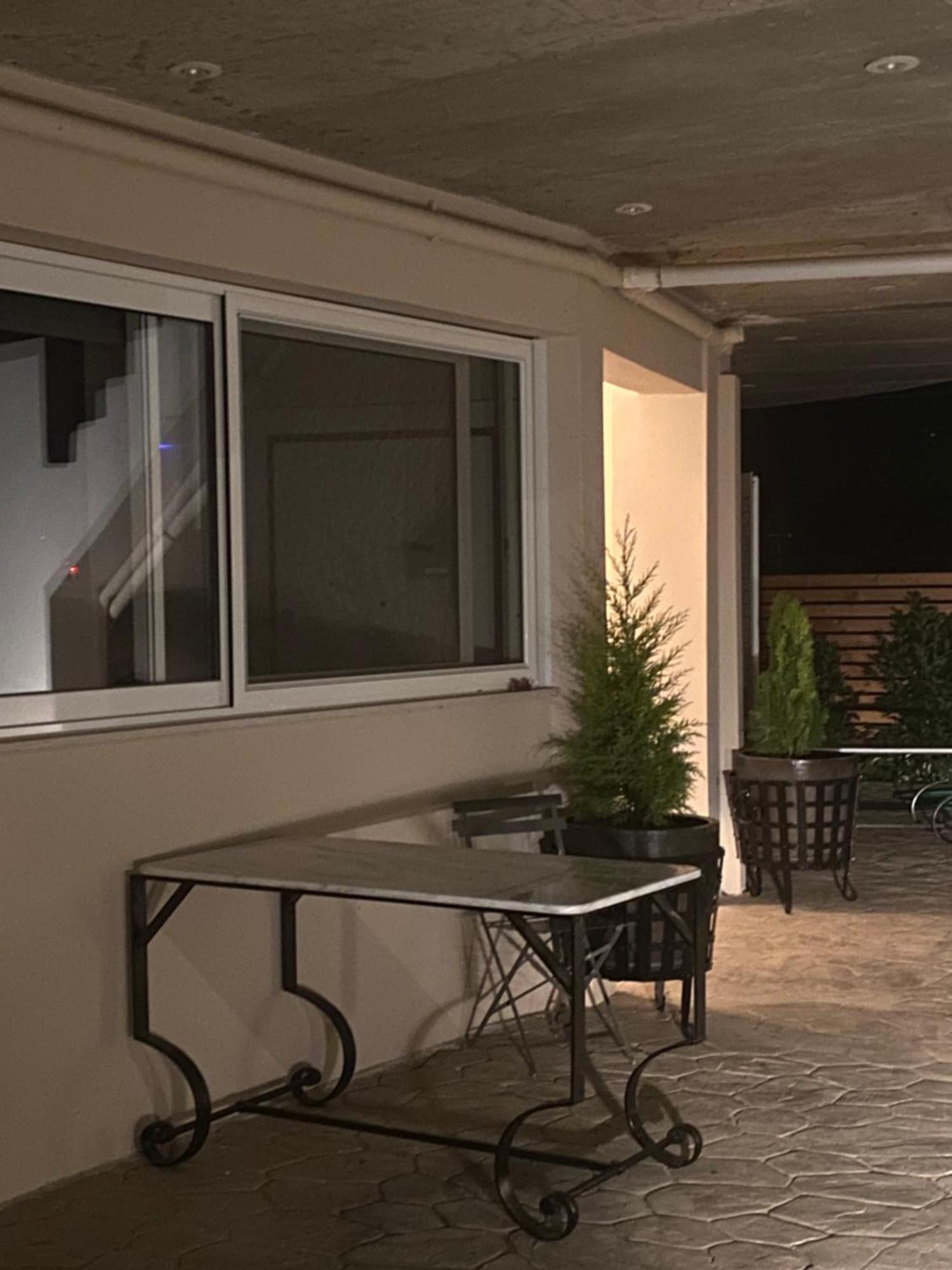Lmj Apartments 阿特米达 外观 照片